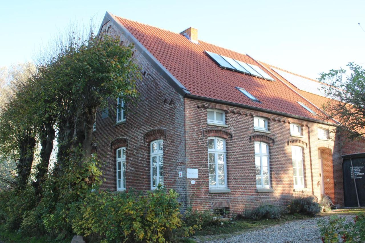 Ferienhof Spiegelhaus Krummhörn Exteriör bild