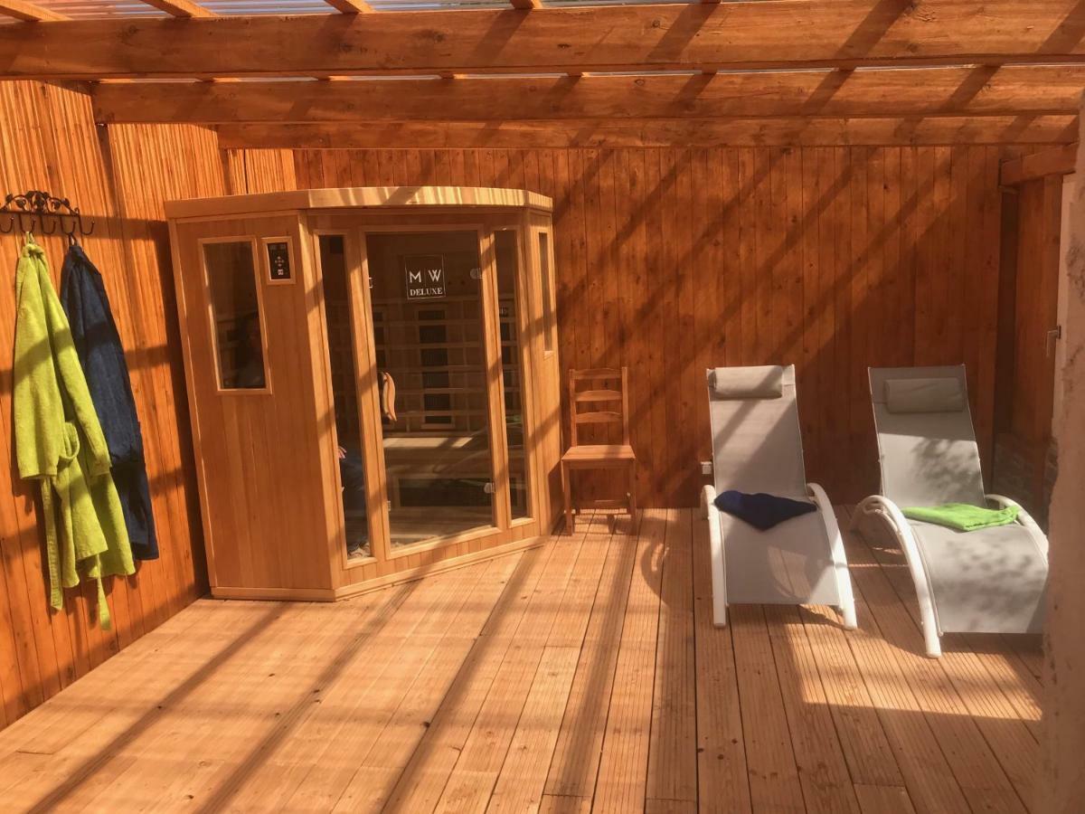 Ferienhof Spiegelhaus Krummhörn Exteriör bild